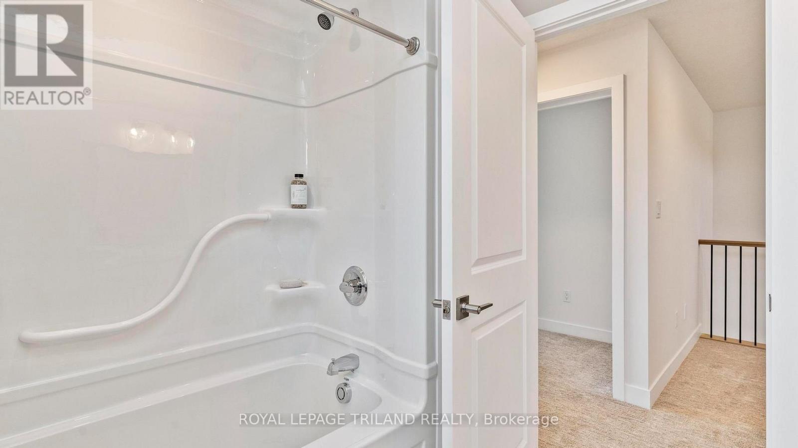 95 Styles Drive, St. Thomas, ON - Indoor Photo Showing Bathroom