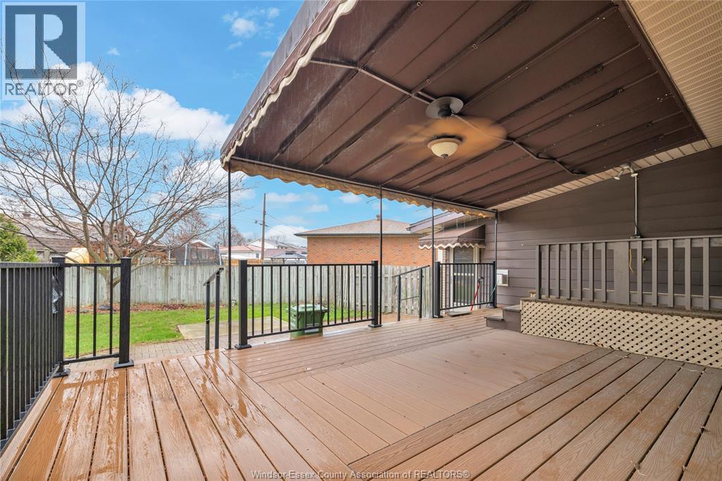 3980 Myrtle, Windsor, ON - Outdoor With Deck Patio Veranda With Exterior