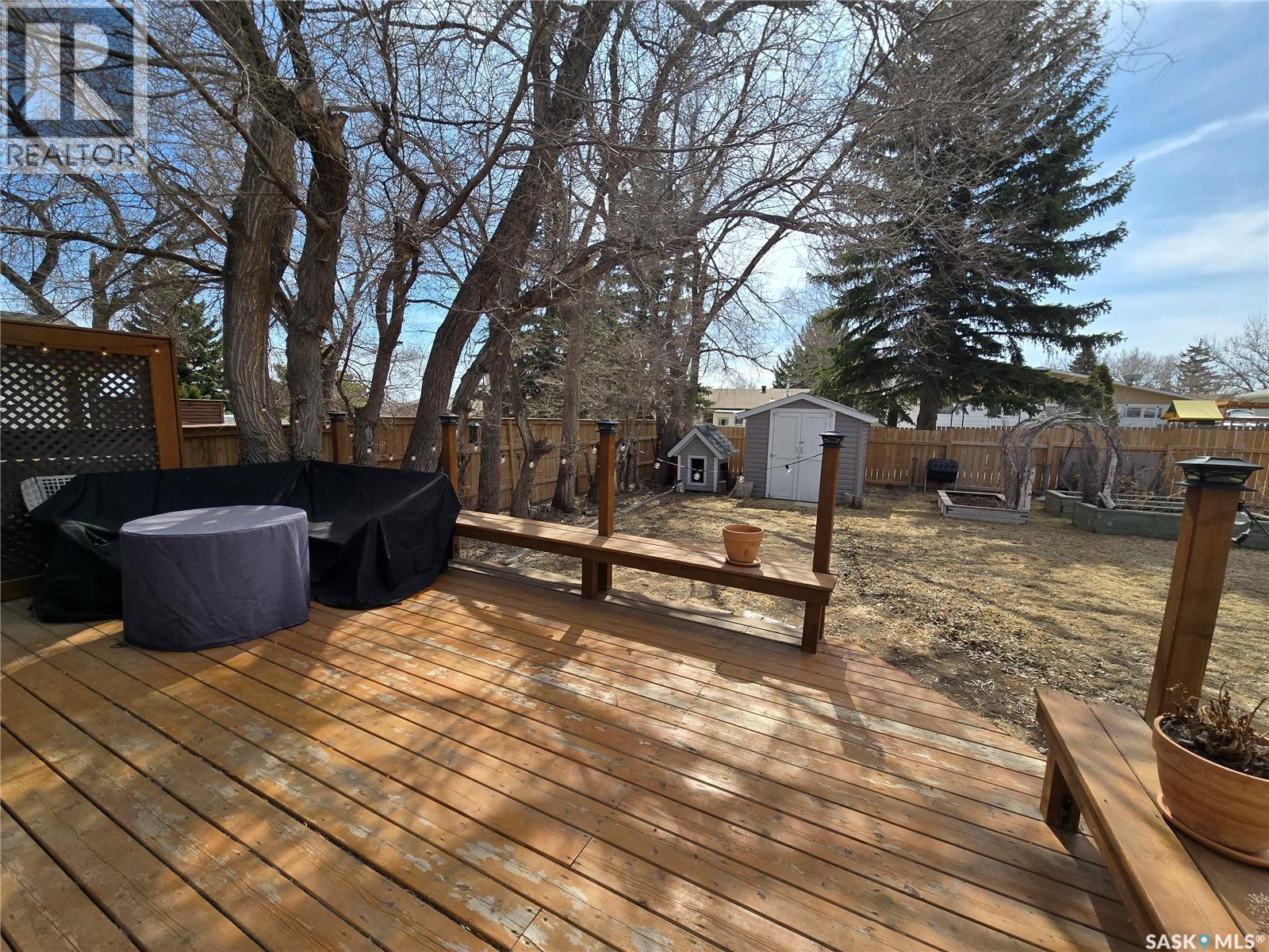 208 Clinton Place, Swift Current, SK