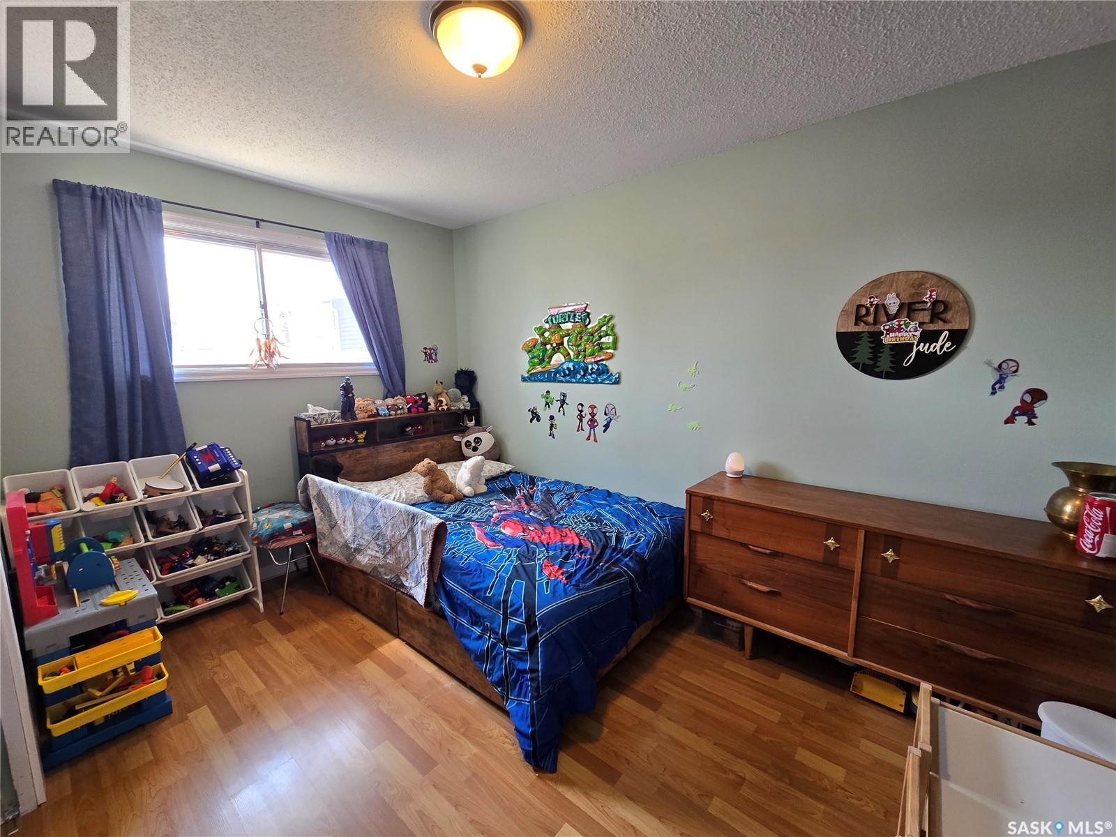 208 Clinton Place, Swift Current, SK