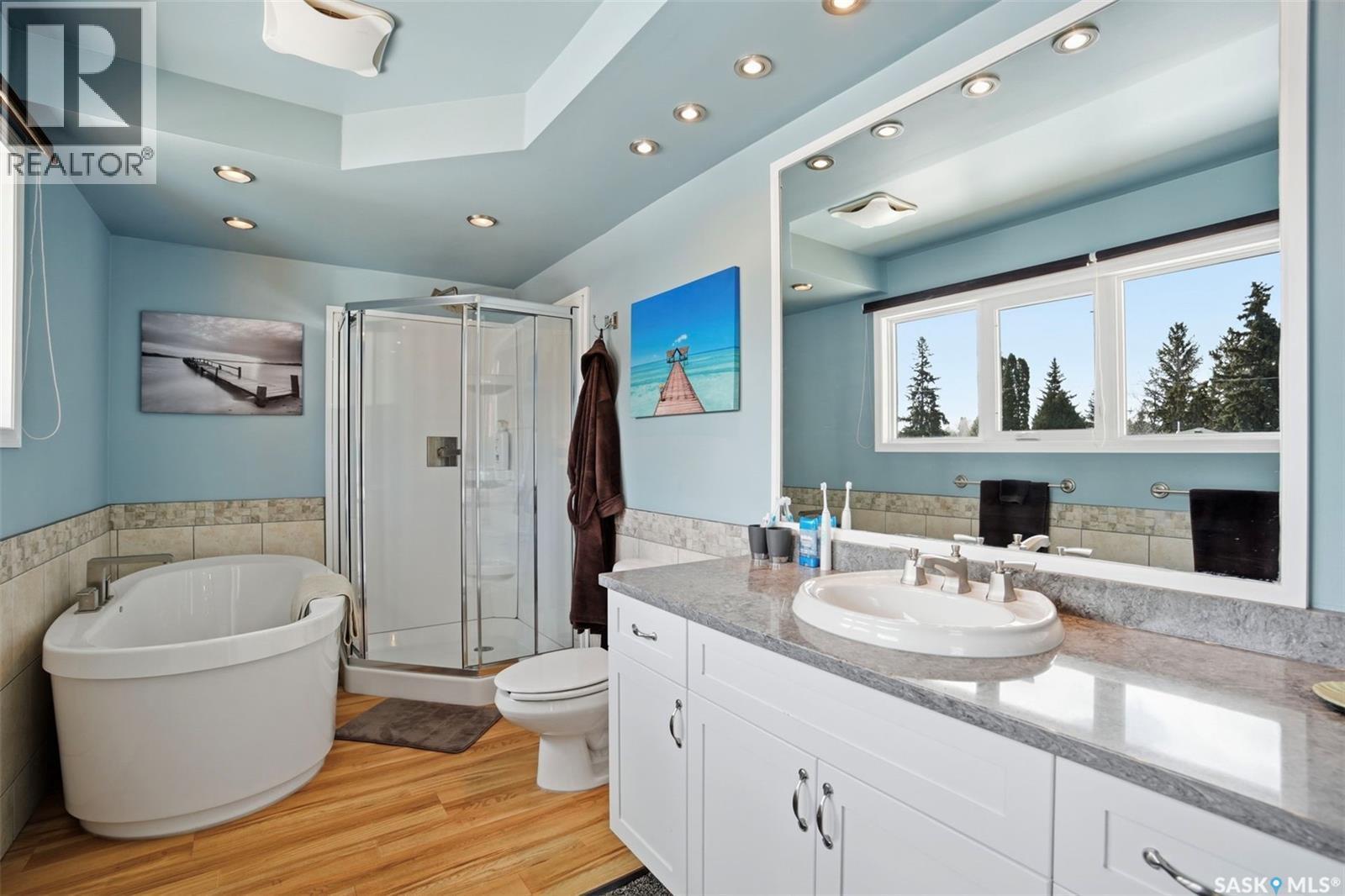 31 Cantlon Crescent, Saskatoon, SK - Indoor Photo Showing Bathroom