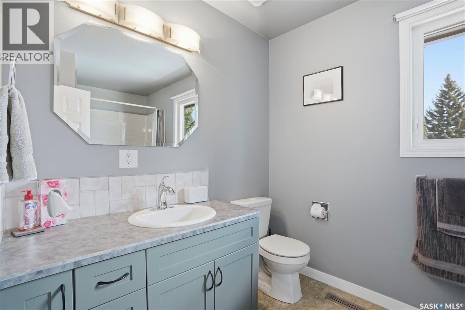 31 Cantlon Crescent, Saskatoon, SK - Indoor Photo Showing Bathroom