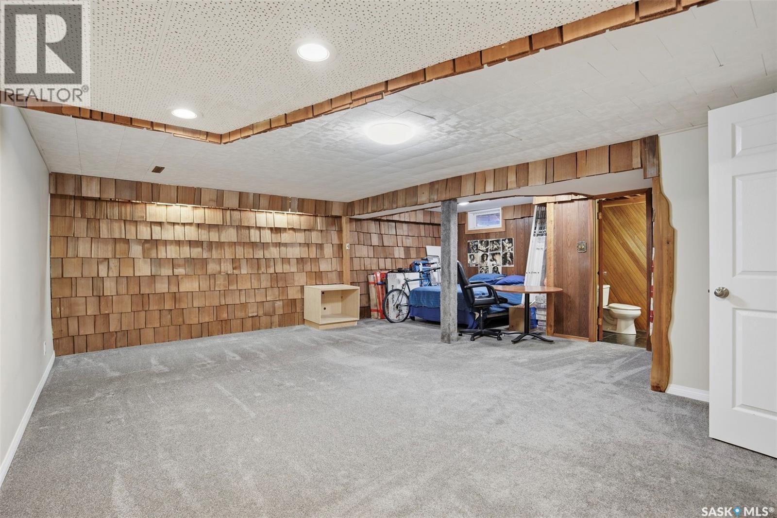 31 Cantlon Crescent, Saskatoon, SK - Indoor