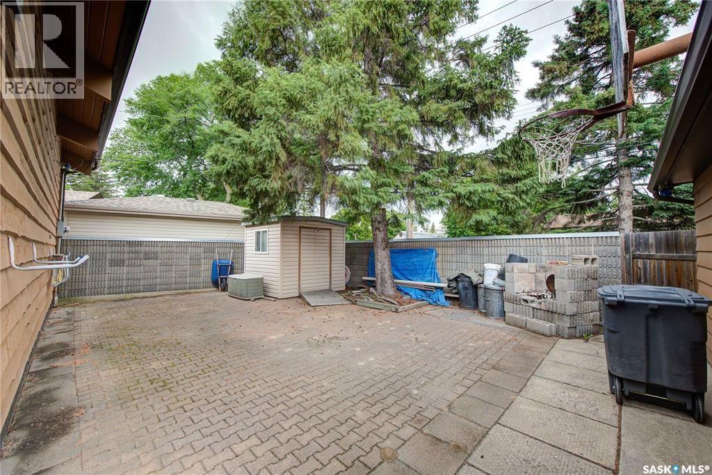 31 Cantlon Crescent, Saskatoon, SK - Outdoor With Exterior