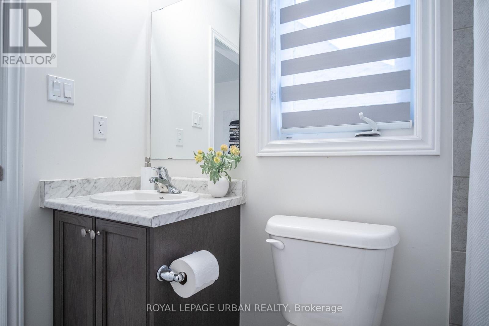 3963 Lodi Road, Burlington, ON - Indoor Photo Showing Bathroom