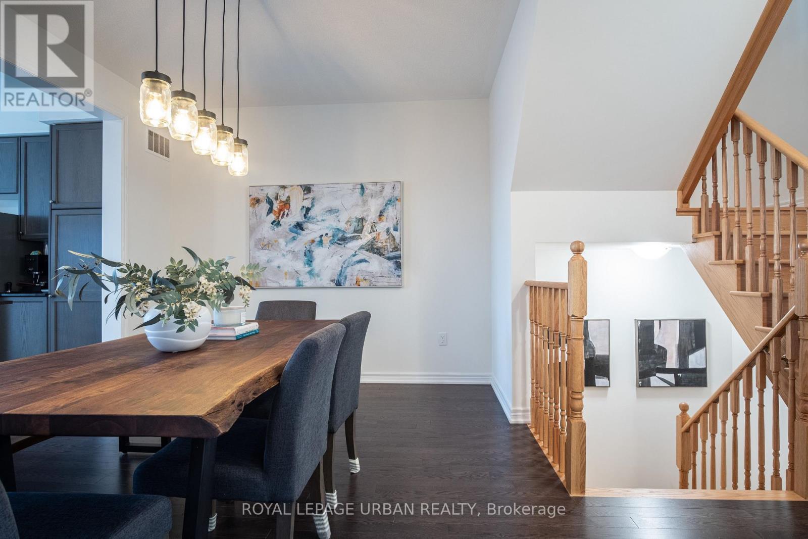 3963 Lodi Road, Burlington, ON - Indoor Photo Showing Dining Room