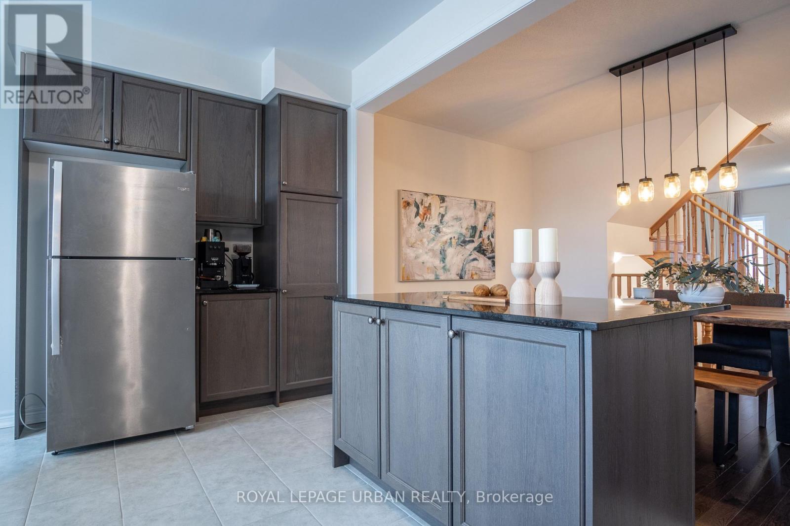 3963 Lodi Road, Burlington, ON - Indoor Photo Showing Kitchen