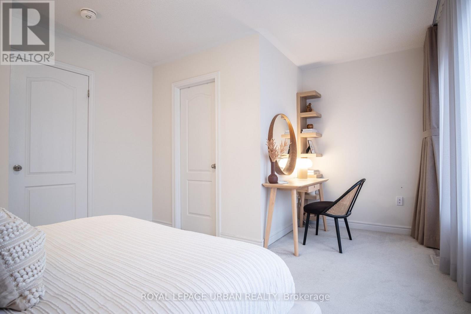 3963 Lodi Road, Burlington, ON - Indoor Photo Showing Bedroom