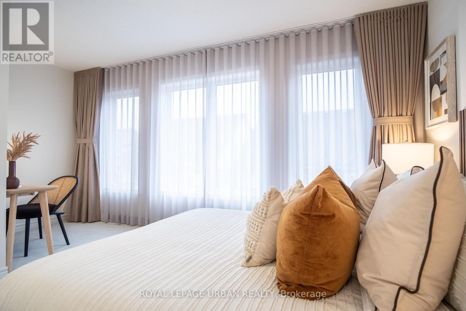 3963 Lodi Road, Burlington, ON - Indoor Photo Showing Bedroom