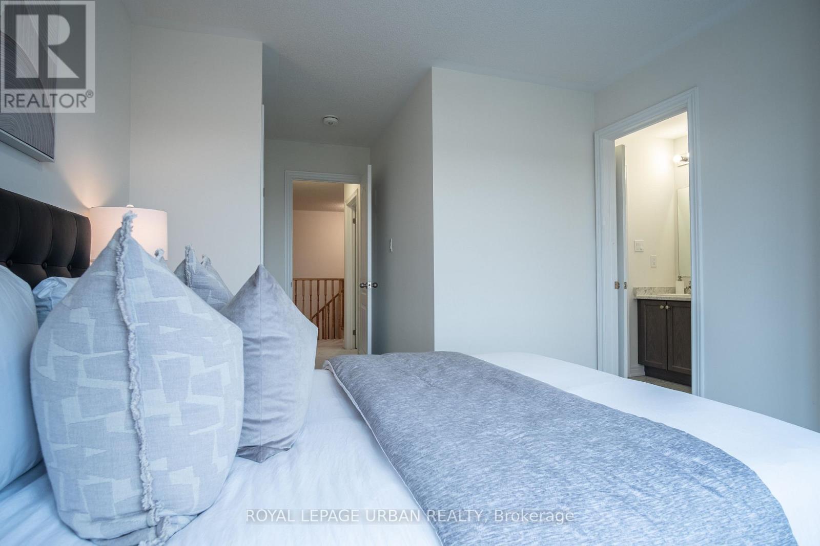 3963 Lodi Road, Burlington, ON - Indoor Photo Showing Bedroom