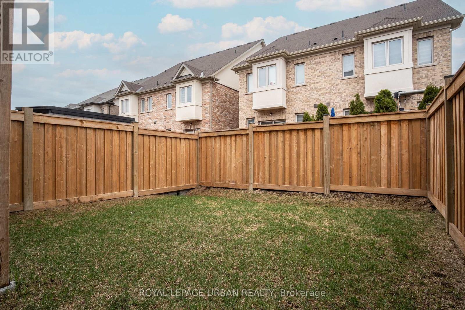 3963 Lodi Road, Burlington, ON - Outdoor