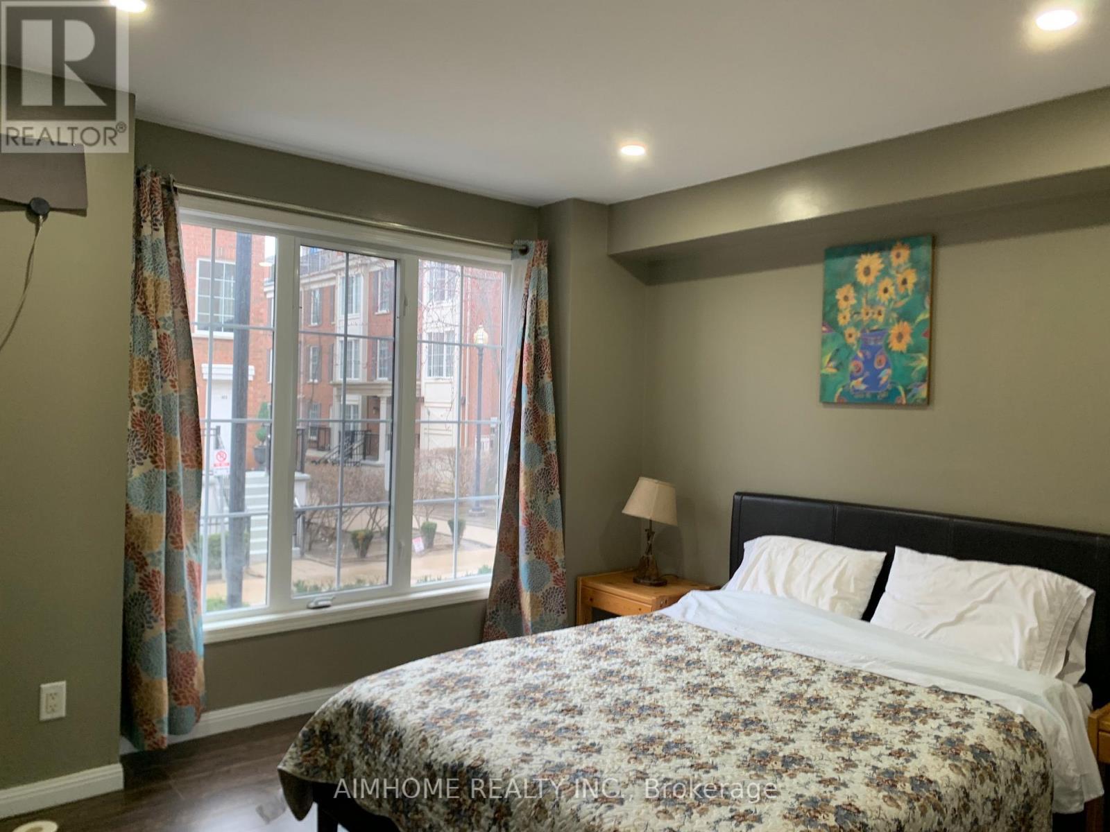 274 - 3 Everson Drive, Toronto, ON - Indoor Photo Showing Bedroom