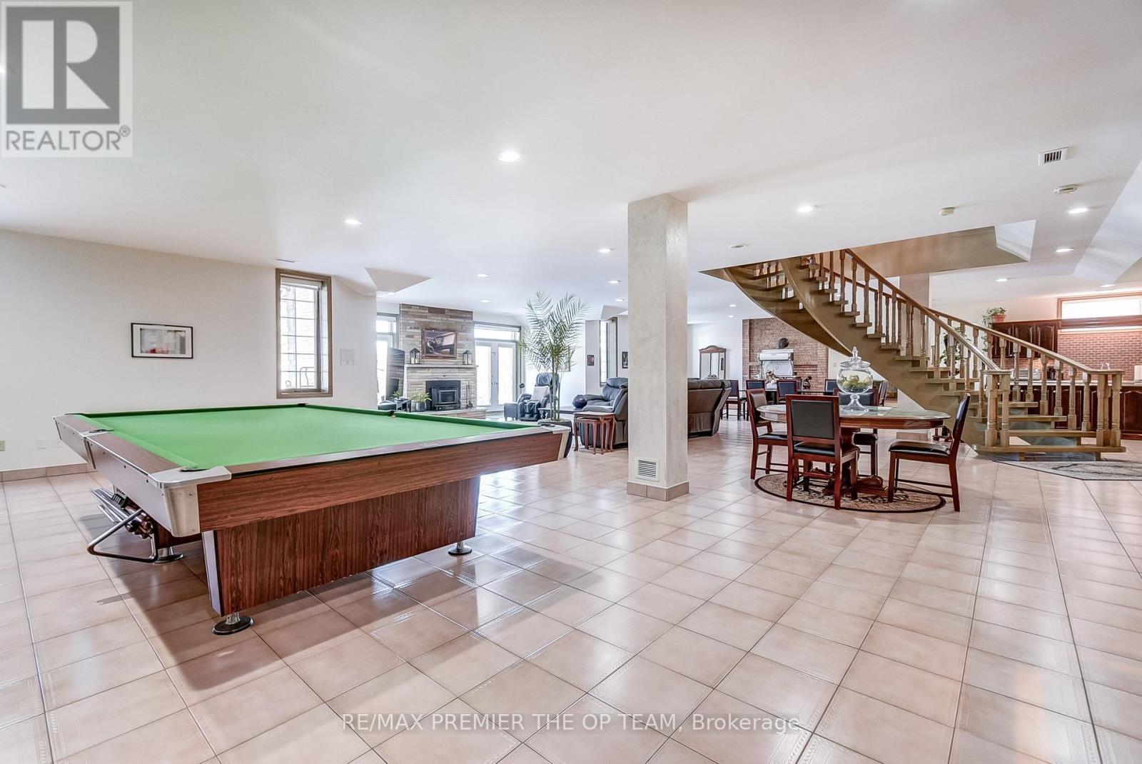 118 Cowan Drive, Vaughan, ON - Indoor Photo Showing Other Room