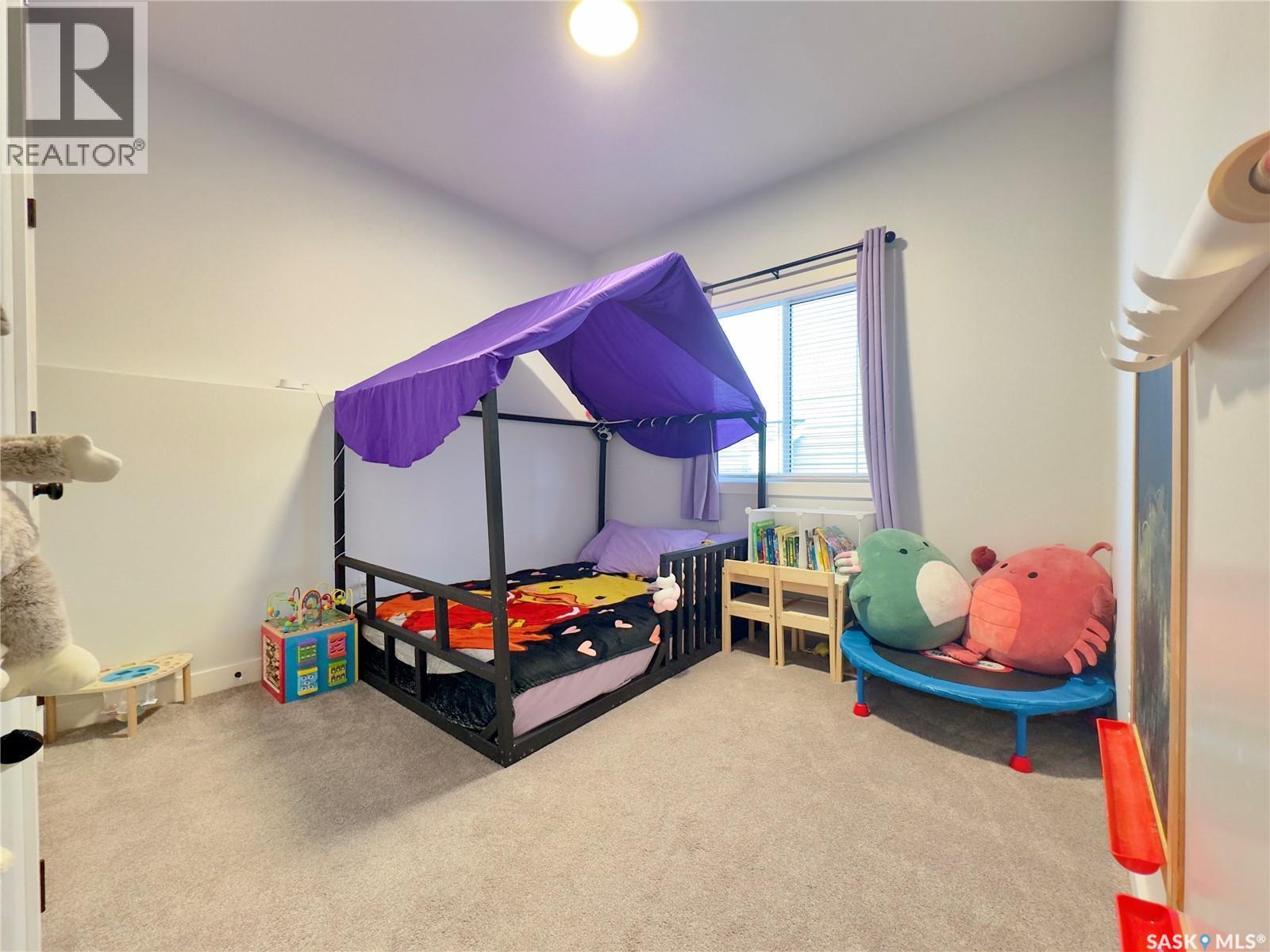 302 Pepper Place, Saskatoon, SK - Indoor Photo Showing Bedroom