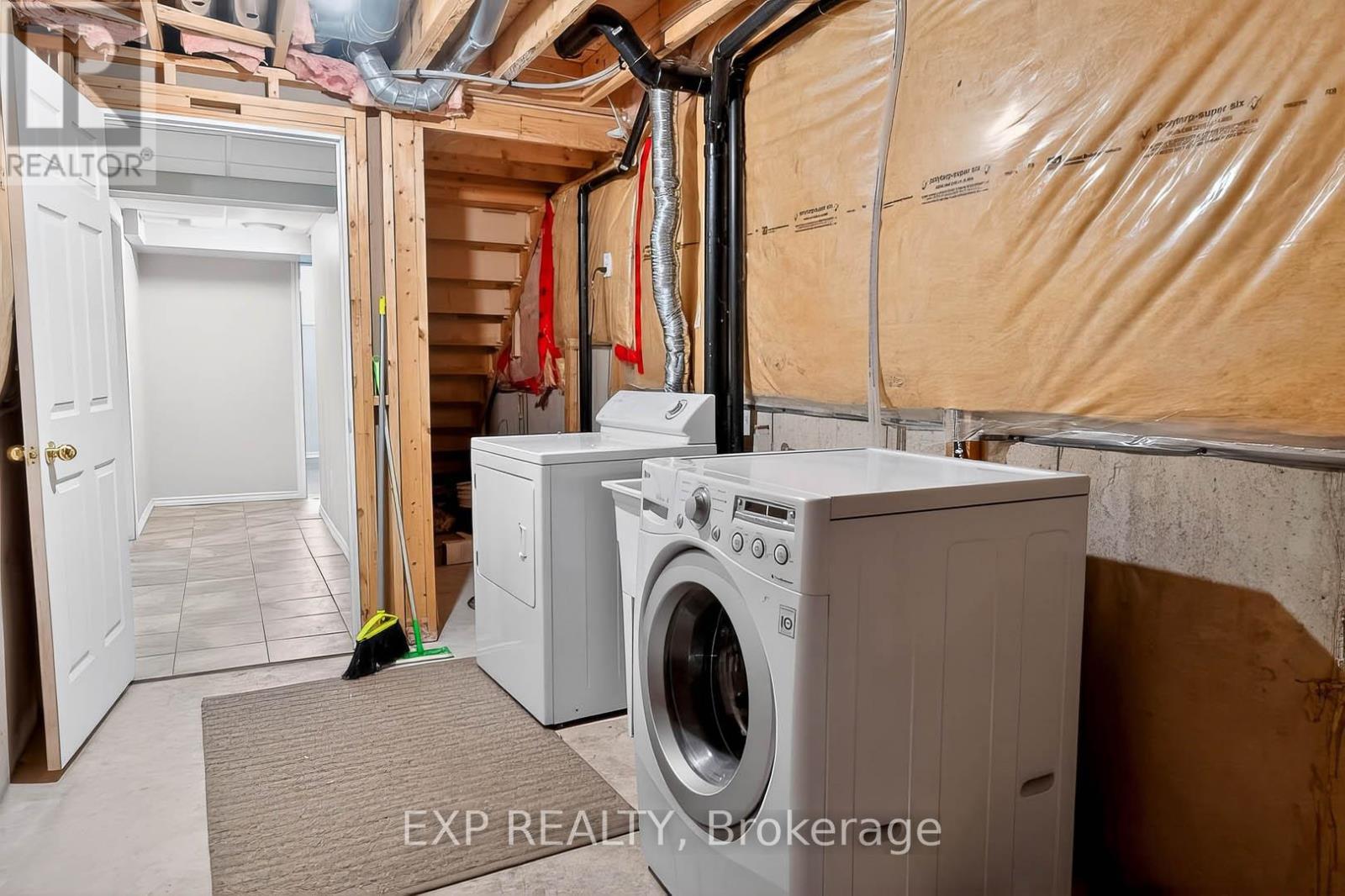 600 Winterberry Avenue, Waterloo, ON - Indoor Photo Showing Laundry Room