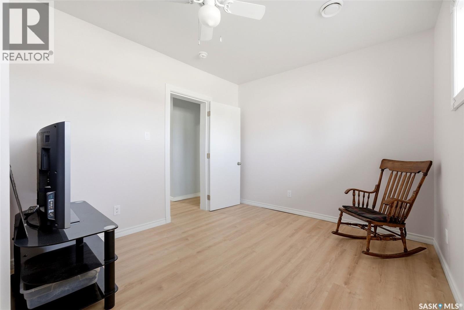 321 Elphinstone Street, Regina, SK - Indoor Photo Showing Other Room