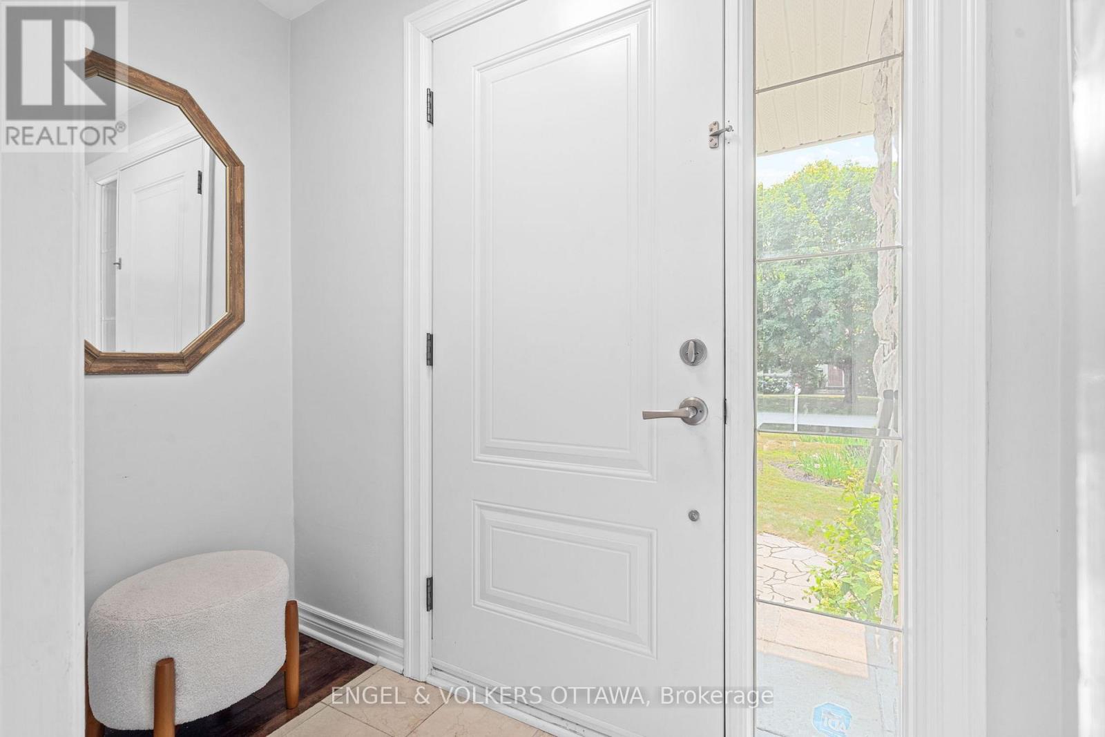 249 Faircrest Road, Ottawa, ON - Indoor Photo Showing Other Room