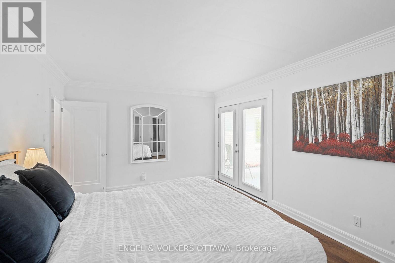 249 Faircrest Road, Ottawa, ON - Indoor Photo Showing Bedroom