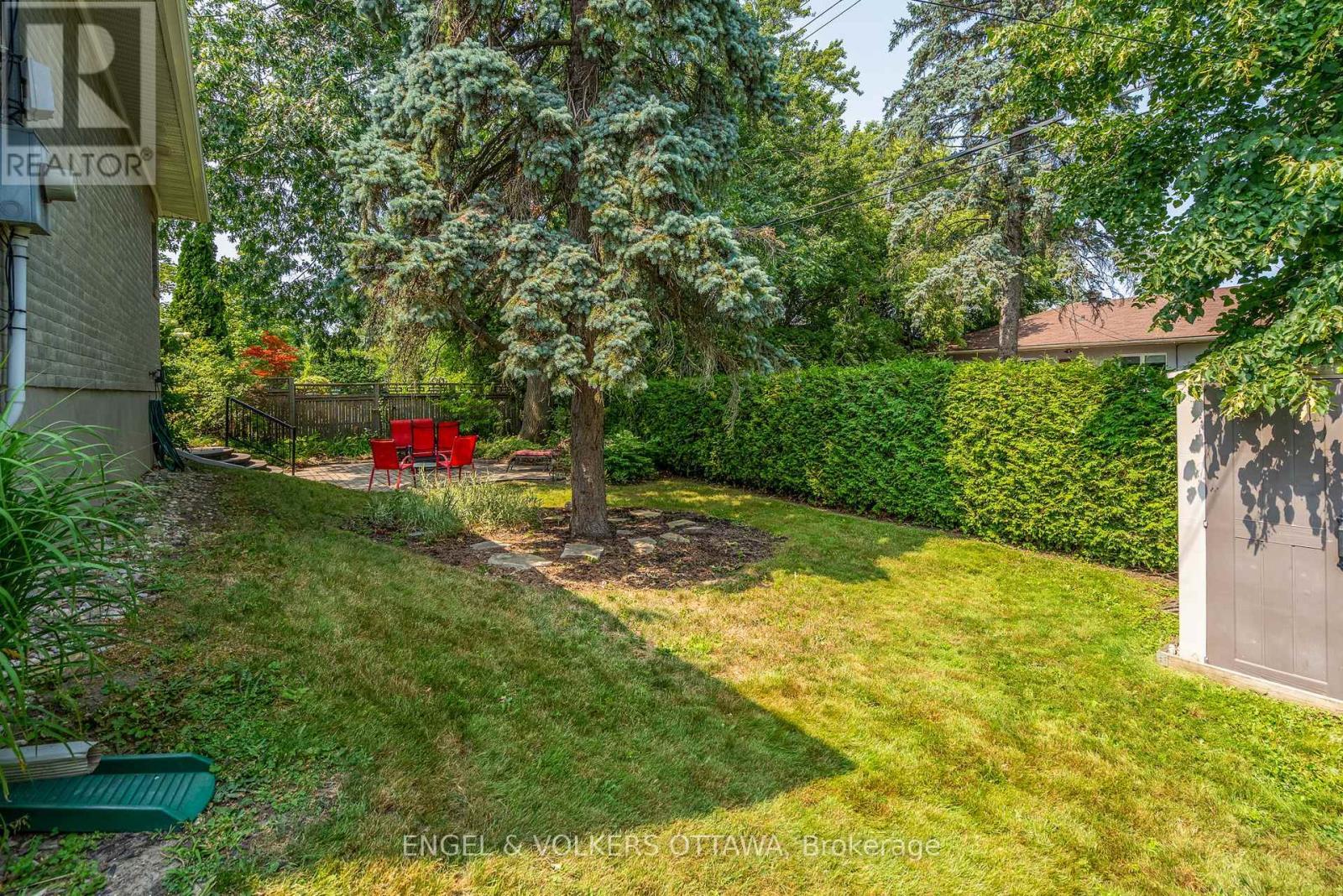 249 Faircrest Road, Ottawa, ON - Outdoor