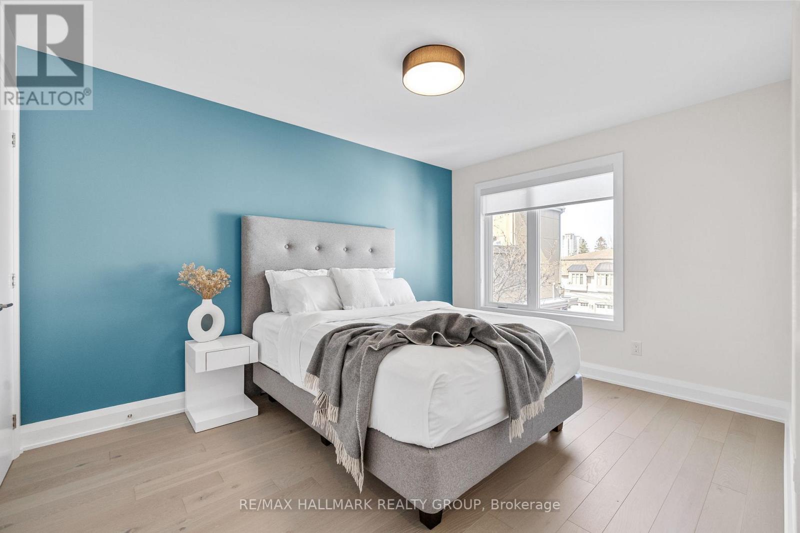 101 Tay Street, Ottawa, ON - Indoor Photo Showing Bedroom