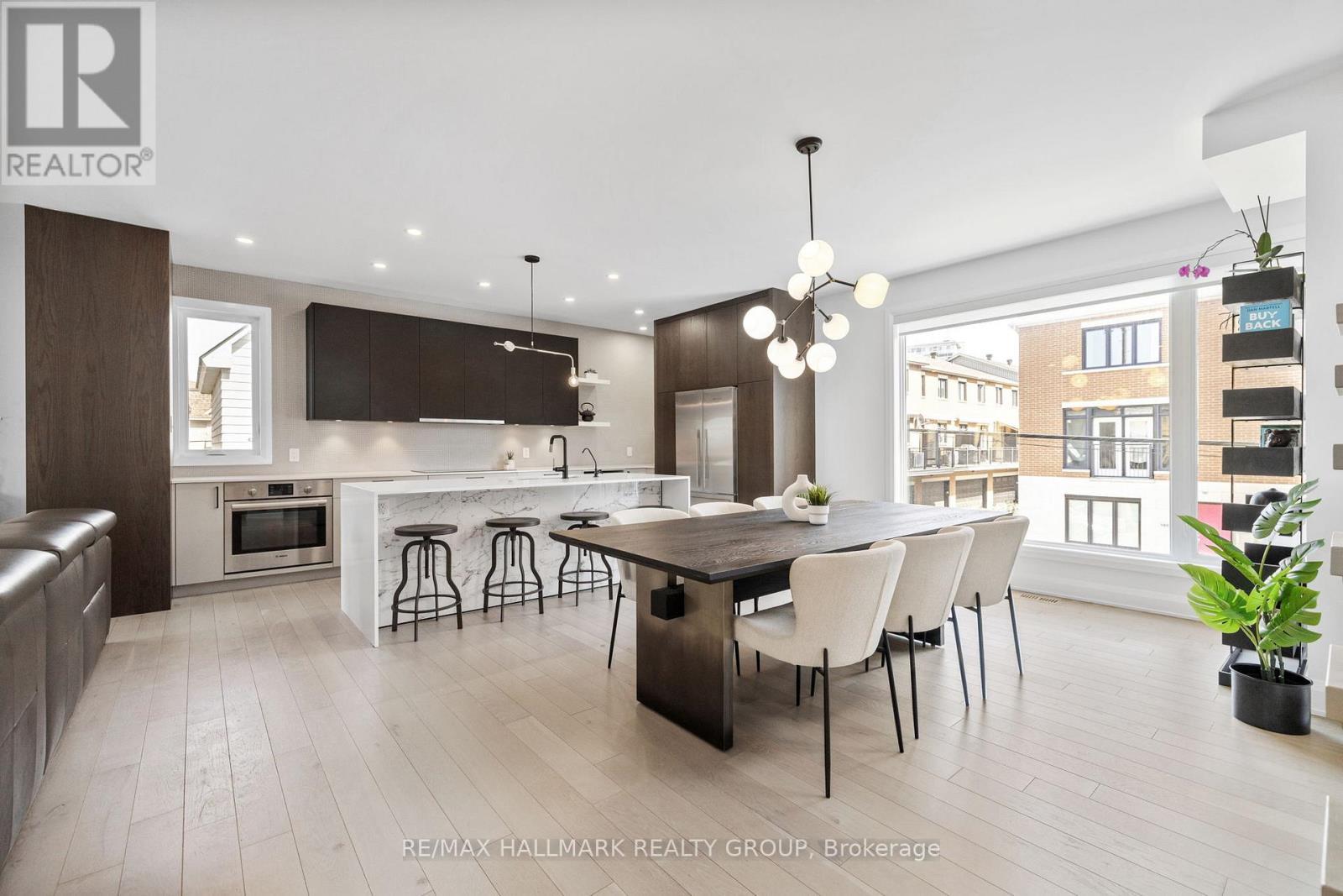 101 Tay Street, Ottawa, ON - Indoor