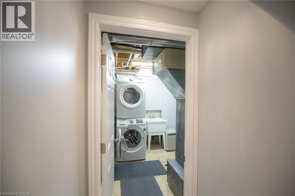 Basement laundry and utility room - 96 Pathfinder Crescent, Kitchener, ON - Indoor Photo Showing Laundry Room