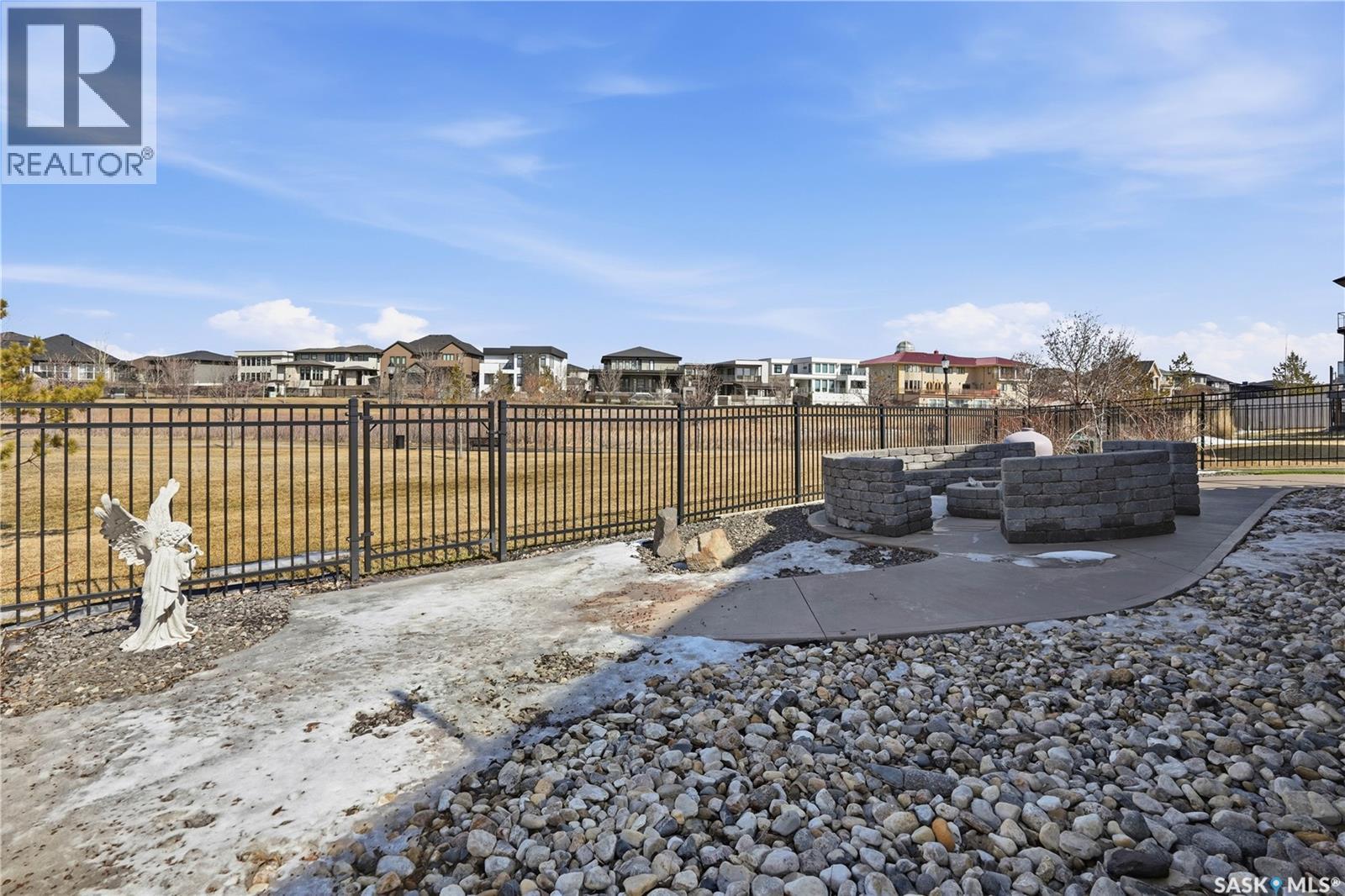 4128 Green Willow Terrace E, Regina, SK - Outdoor