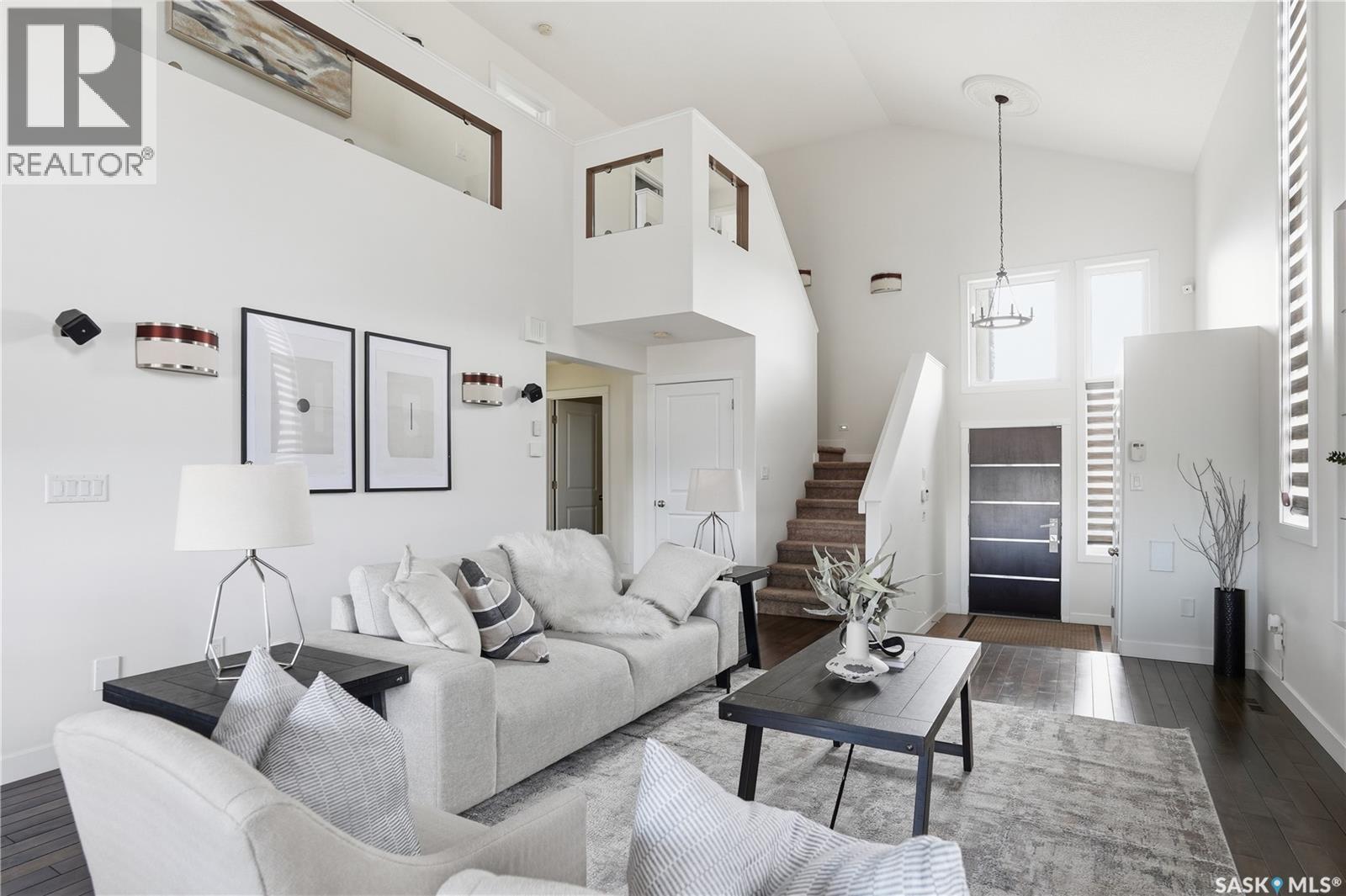 4128 Green Willow Terrace E, Regina, SK - Indoor Photo Showing Living Room