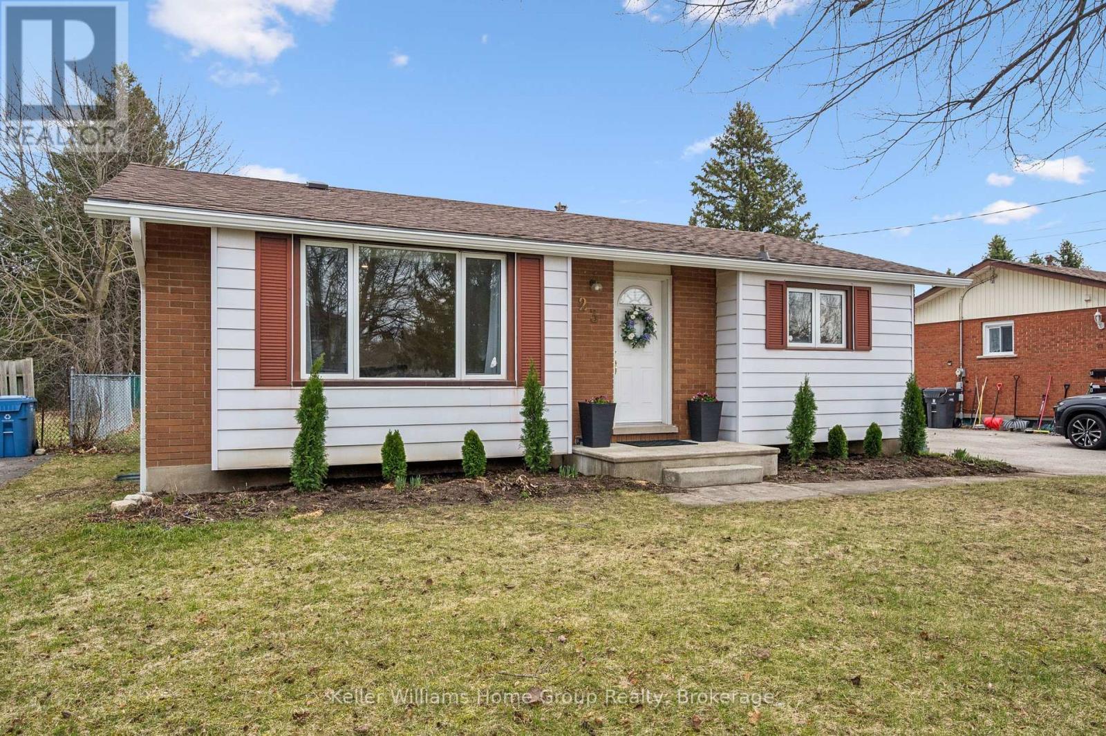 23 Hastings Boulevard, Guelph (Grange Road), ON - Outdoor