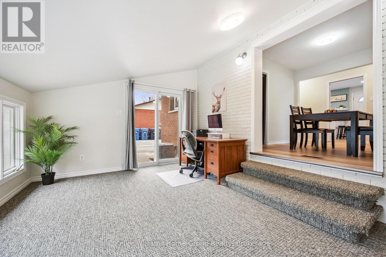 23 Hastings Boulevard, Guelph (Grange Road), ON - Indoor