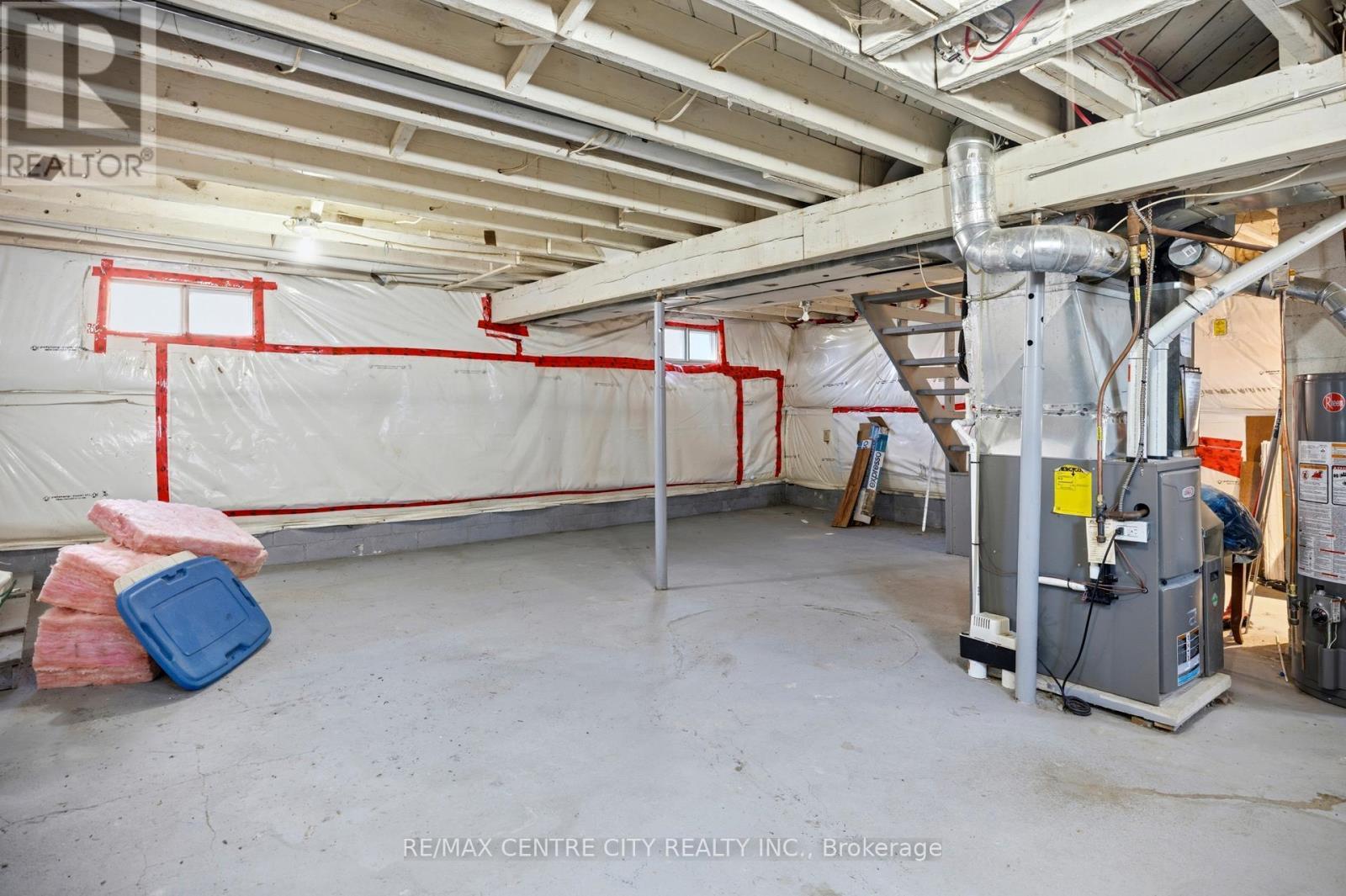 64 Dunkirk Drive, St. Thomas, ON - Indoor Photo Showing Basement