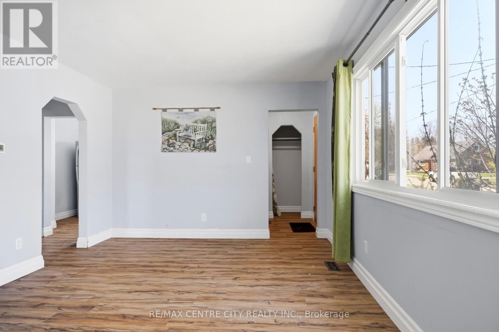 64 Dunkirk Drive, St. Thomas, ON - Indoor Photo Showing Other Room