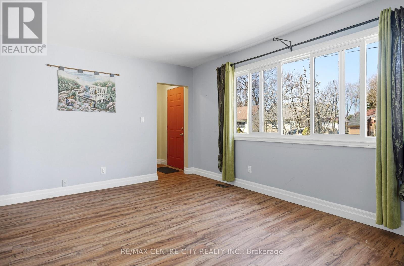 64 Dunkirk Drive, St. Thomas, ON - Indoor Photo Showing Other Room