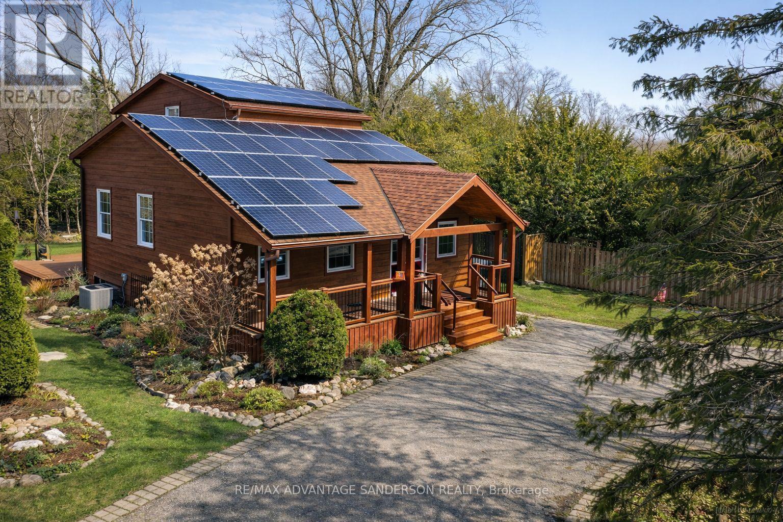 22476 Coldstream Road, Middlesex Centre, ON - Outdoor With Deck Patio Veranda