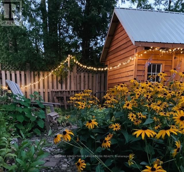 22476 Coldstream Road, Middlesex Centre, ON - Outdoor