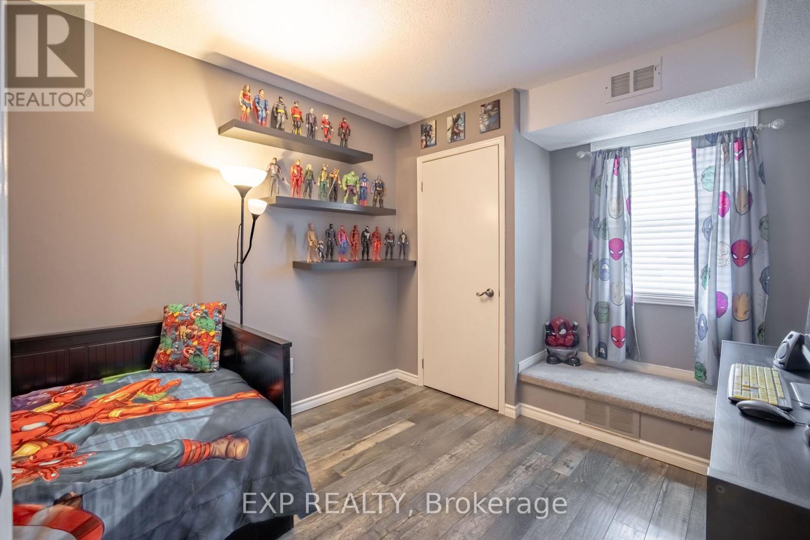 2nd bedroom - 120 - 78 Roehampton Avenue, St. Catharines (Carlton/Bunting), ON - Indoor Photo Showing Bedroom