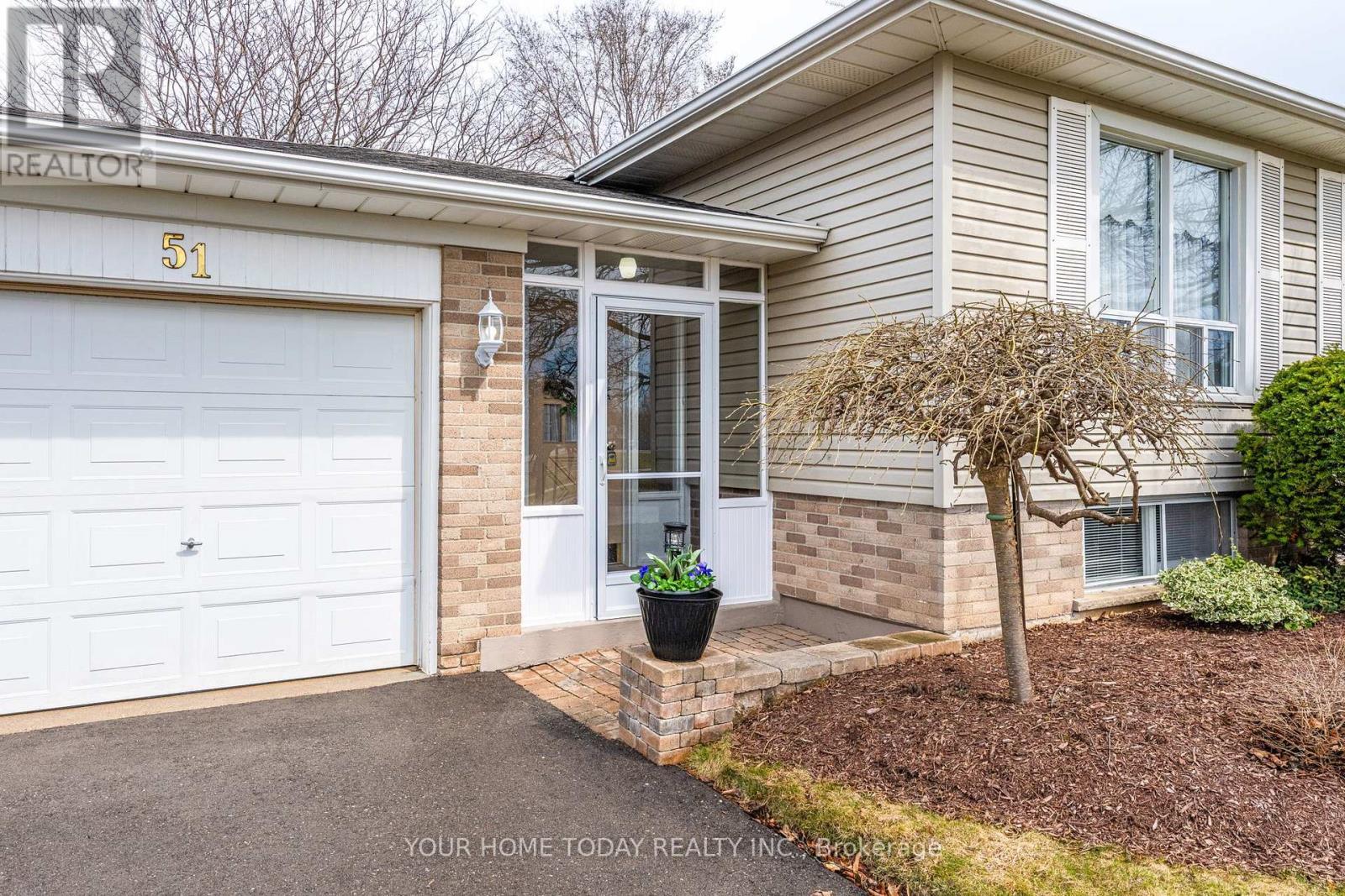 51 Faludon Drive, Halton Hills, ON - Outdoor