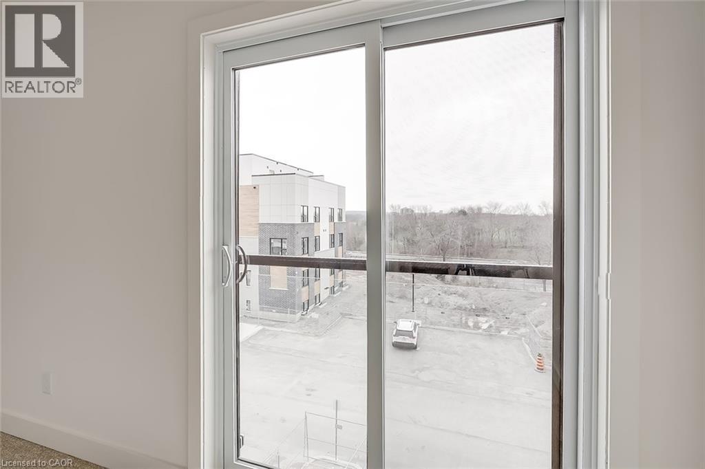 16 Melbourne Avenue Unit# 311B, St. Catharines, ON - Indoor Photo Showing Other Room