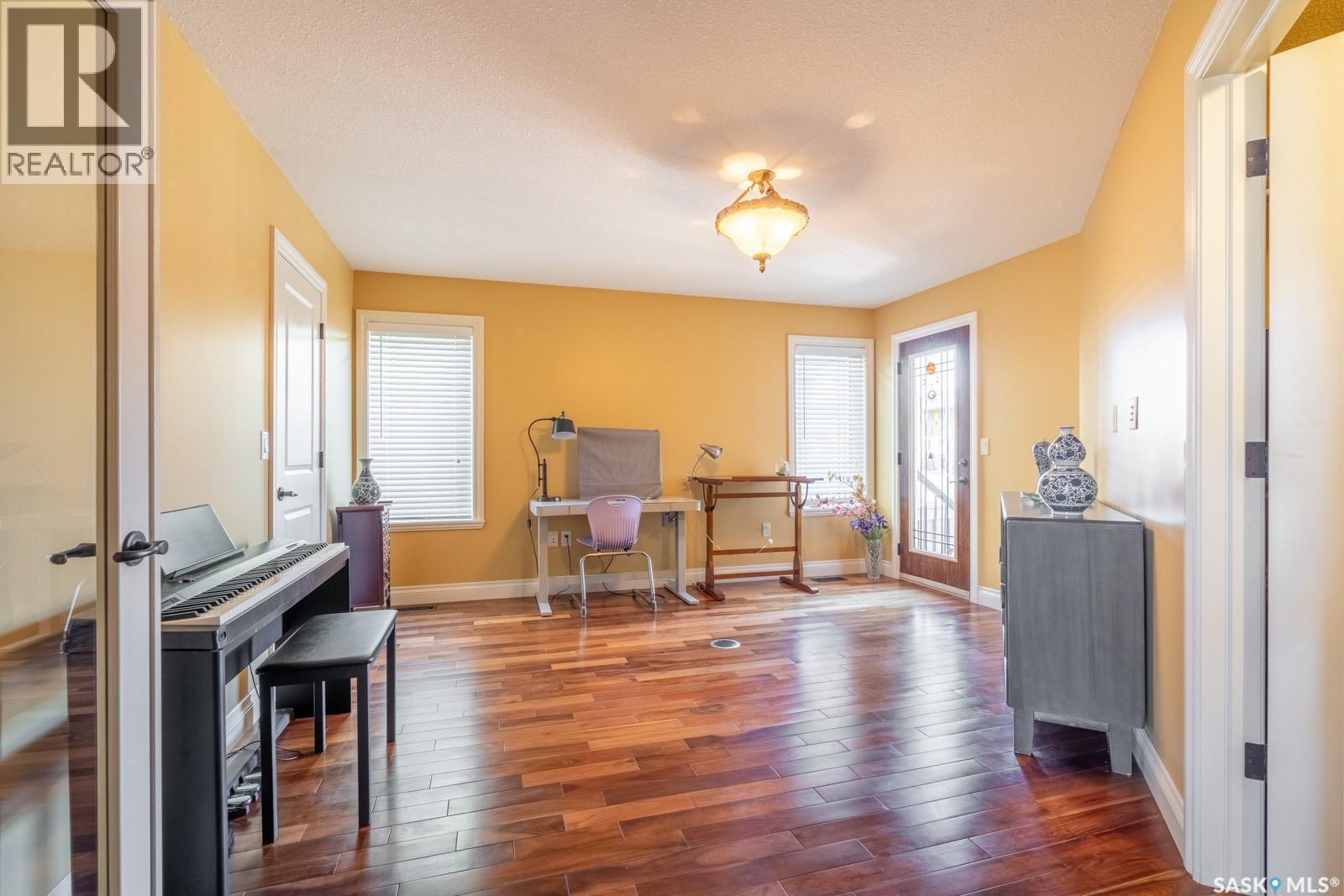 2514 Broderick Road, Regina, SK - Indoor