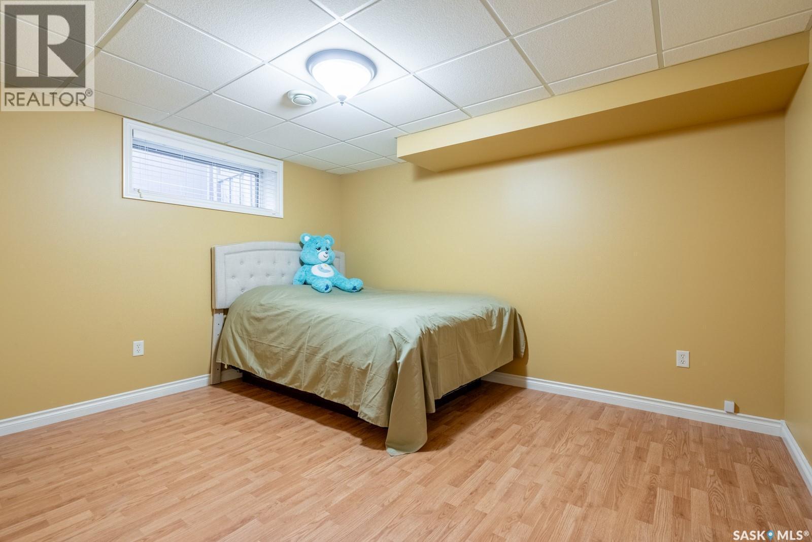 2514 Broderick Road, Regina, SK - Indoor Photo Showing Bedroom