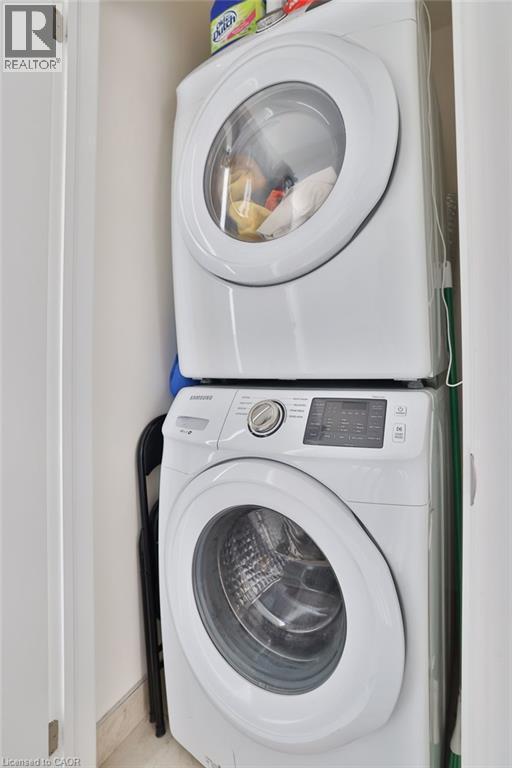 1133 Duignan Crescent, Milton, ON - Indoor Photo Showing Laundry Room
