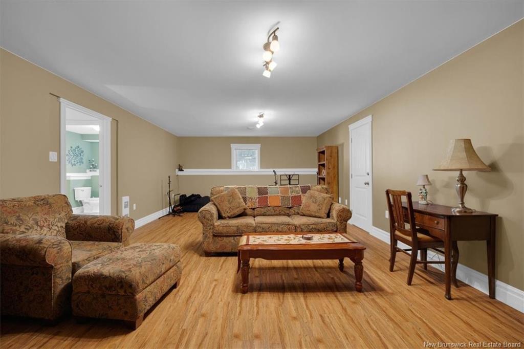735 Hillcrest Rd, Saint John, NB