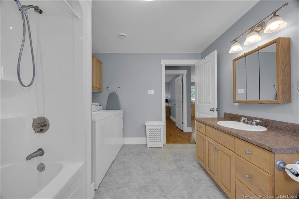 735 Hillcrest Rd, Saint John, NB