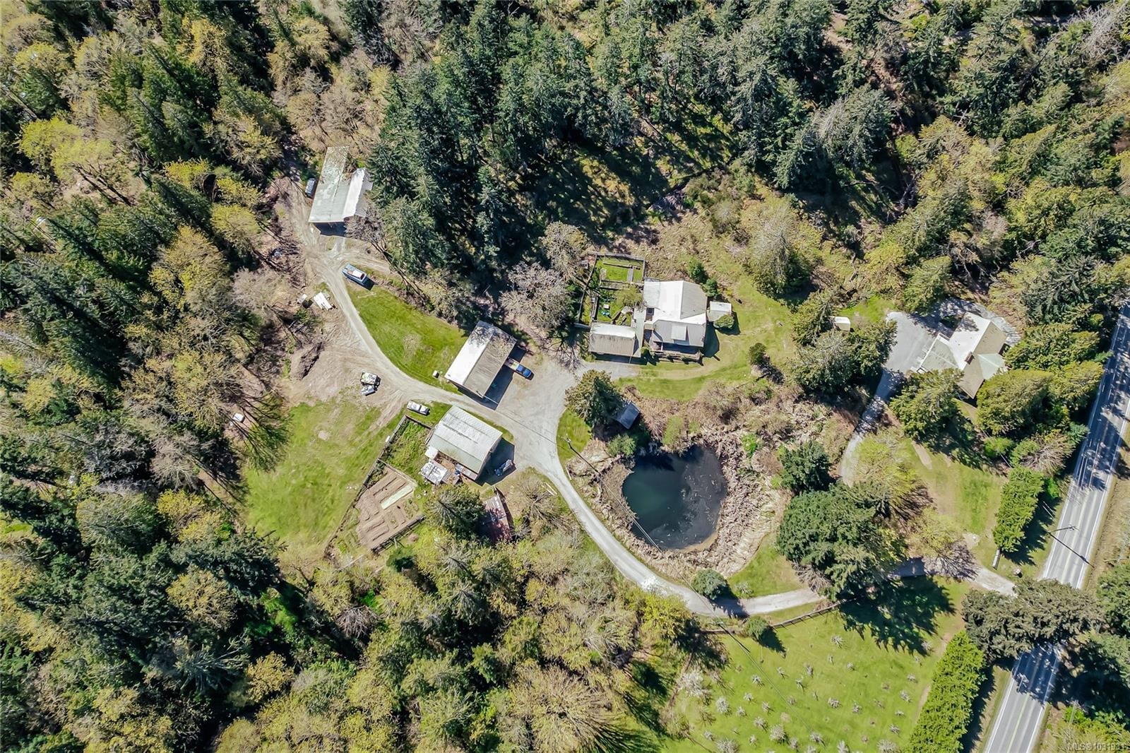 1671 Fulford-Ganges Rd, Salt Spring, BC