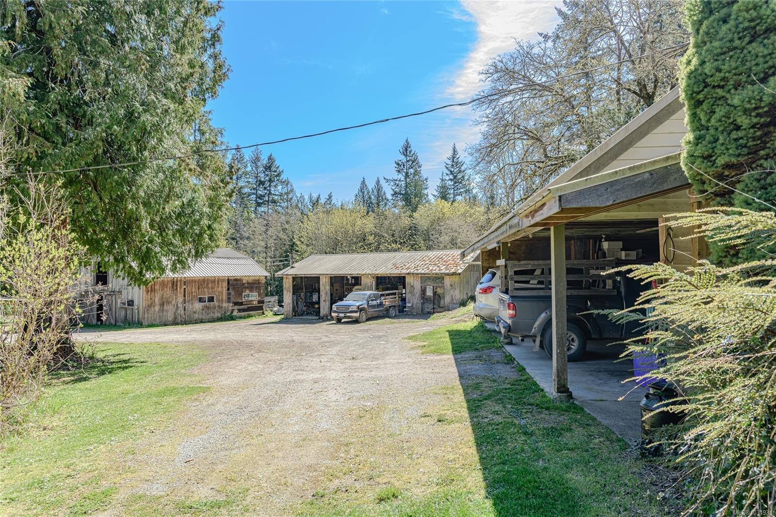 1671 Fulford-Ganges Rd, Salt Spring, BC