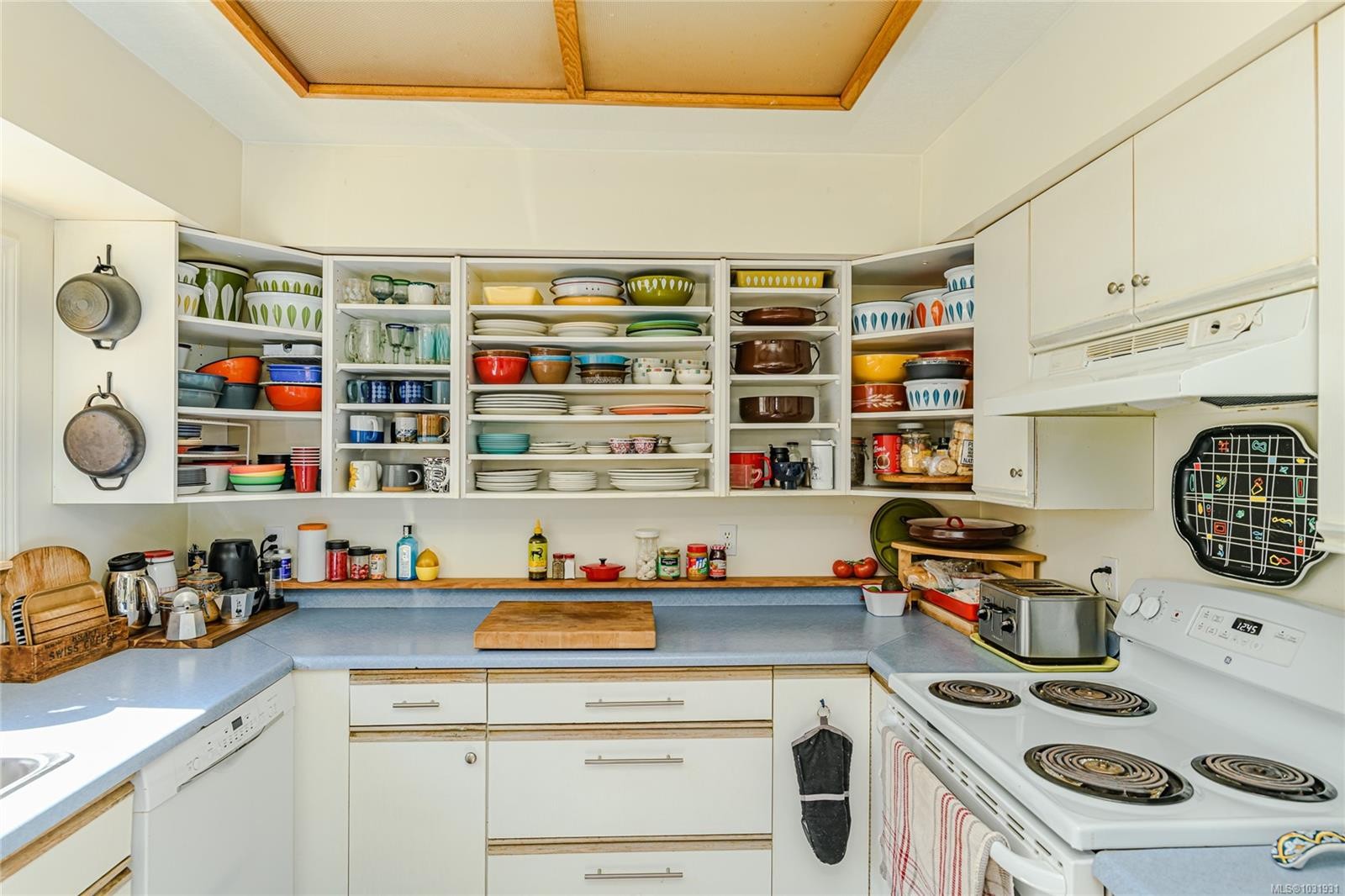 1671 Fulford-Ganges Rd, Salt Spring, BC