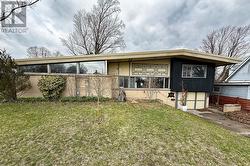 256 ST GEORGE LANE Norfolk (Delhi), ON N4B 2J5