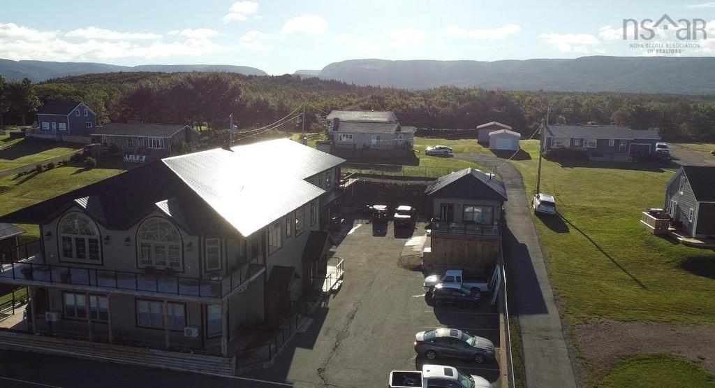 15482 Cabot Trail, Chéticamp, NS