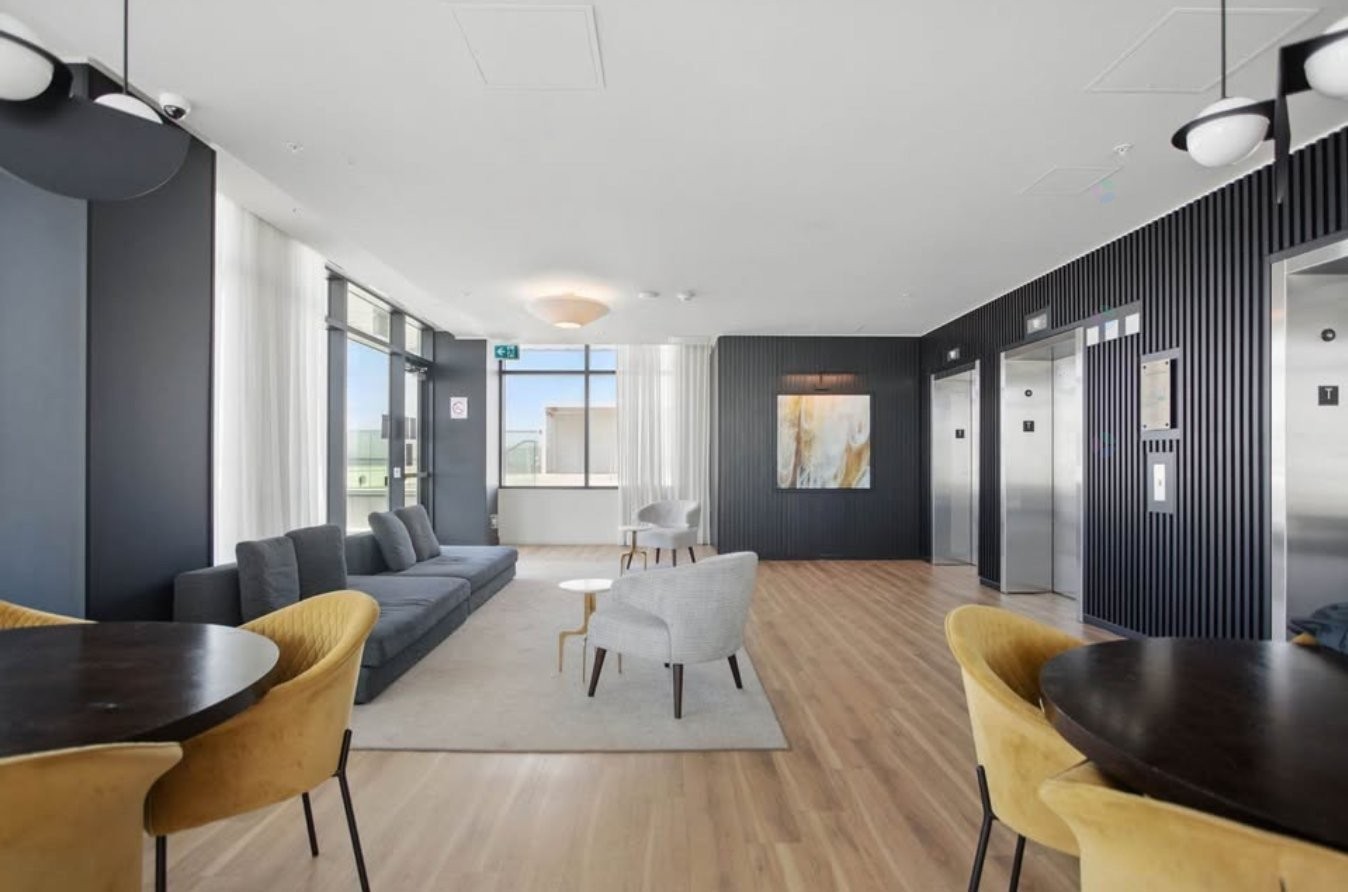 Common room - 603-5265 Rue Mackenzie, Montréal (Côte-Des-Neiges/Notre-Dame-De-Grâce), QC - Indoor Photo Showing Dining Room