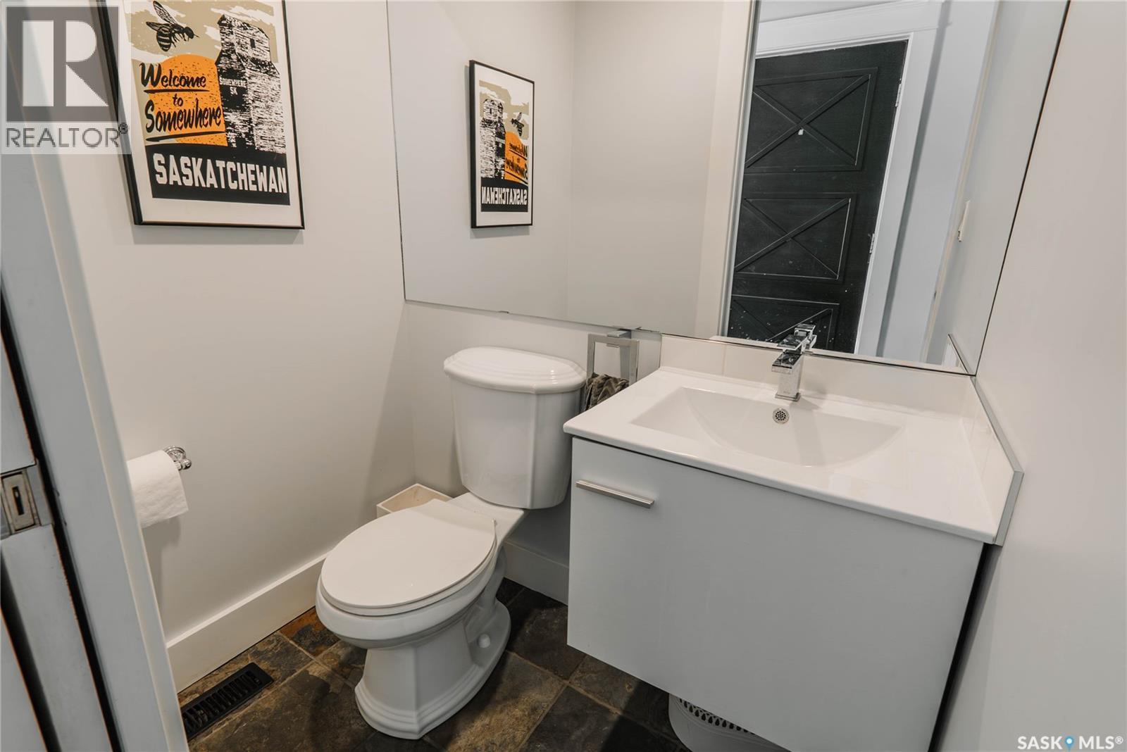 3119 Ortona Street, Saskatoon, SK - Indoor Photo Showing Bathroom